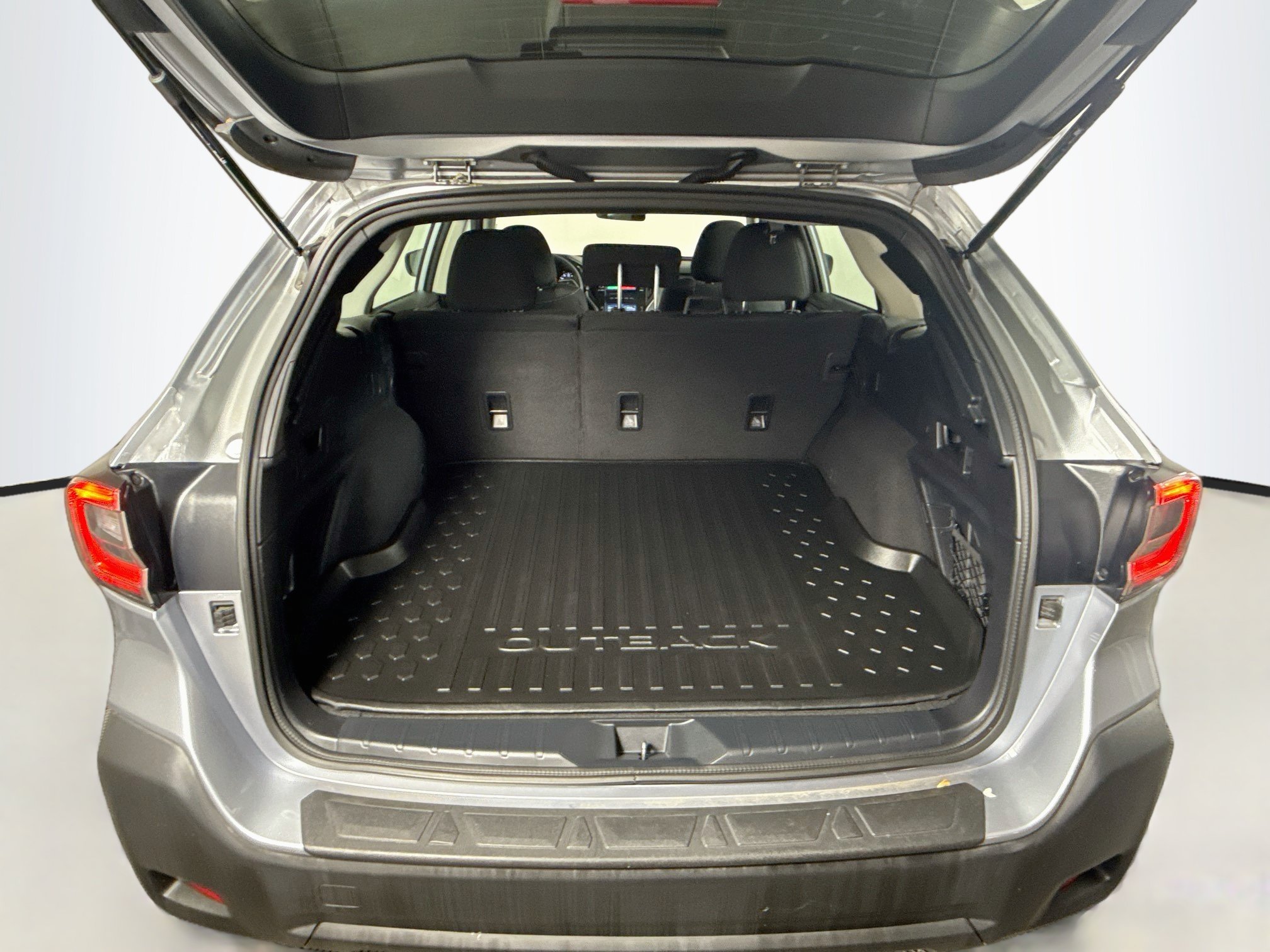 Used 2024 Subaru Outback AWD/4WD image 22