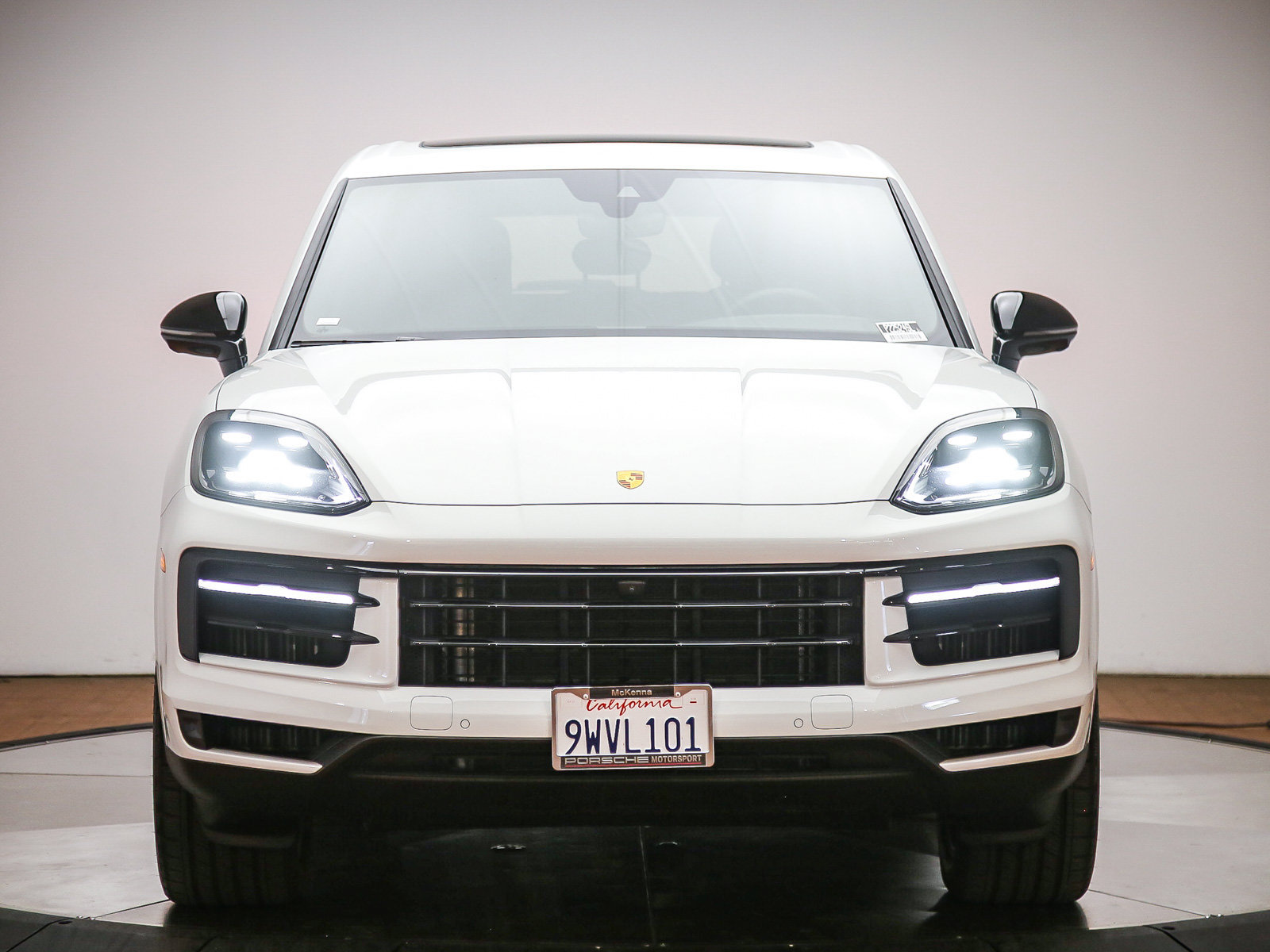 Certified 2025 Porsche Cayenne AWD/4WD image 10
