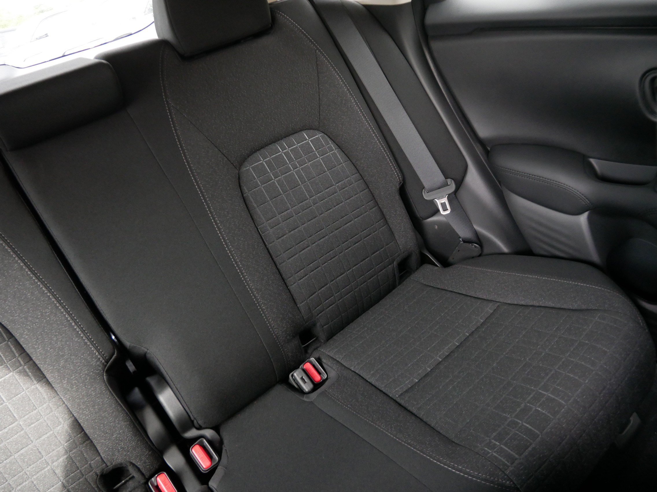 Certified 2027 Honda HR-V LX image 14