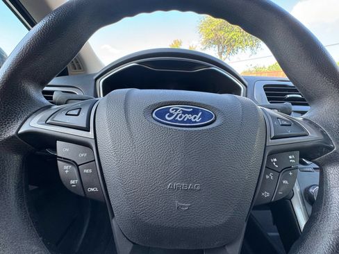 Used 2018 Ford Fusion S FWD image 14