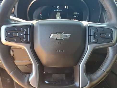 Used 2023 Chevrolet Tahoe Z71 w/ Luxury Package AWD/4WD image 14
