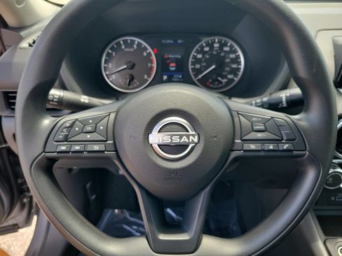 Certified 2025 Nissan Sentra S FWD image 16