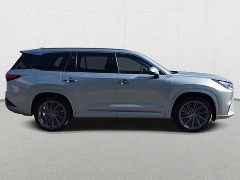 Certified 2025 Lexus TX 550h AWD Plug-In Hybrid w/ Technology Package image 4