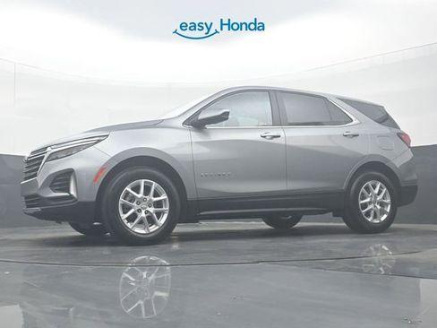 Used 2024 Chevrolet Equinox LT image 30