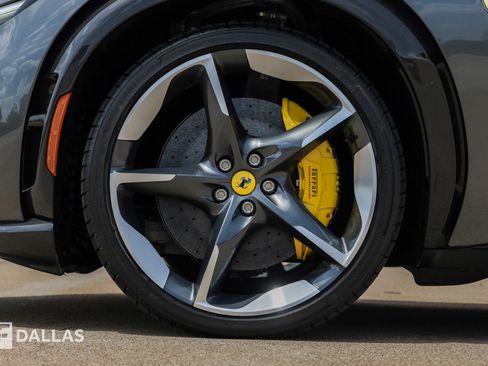 Used 2026 Ferrari Purosangue AWD/4WD image 8