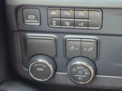 New 2026 Chevrolet Tahoe Premier image 22