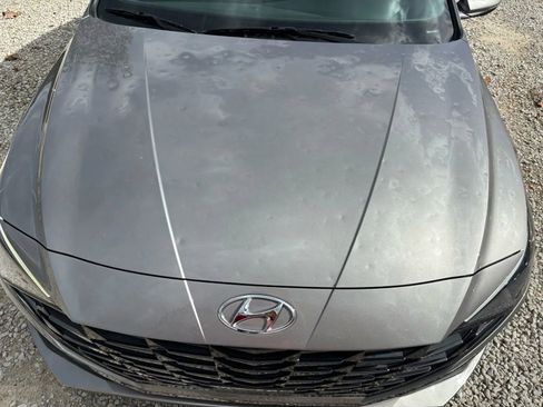 Used 2023 Hyundai Elantra Limited image 20