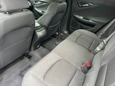 Used 2023 Chevrolet Malibu RS w/ LPO, Floor Liner Package FWD image 14