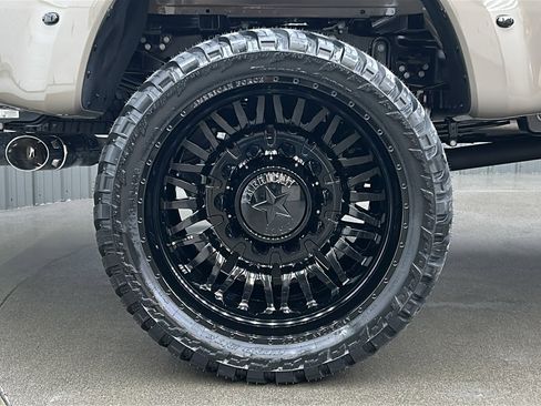 Used 2026 Ford F450 Platinum w/ Platinum Plus Package image 11