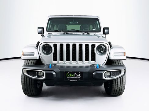 Used 2023 Jeep Wrangler Sahara w/ Cold Weather Group image 2