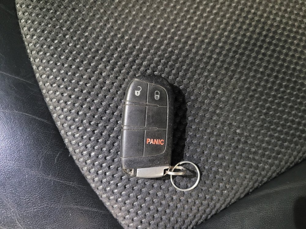Used 2017 Dodge Journey Crossroad FWD image 32