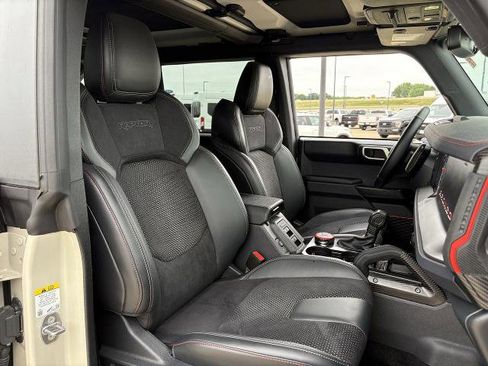 Certified 2025 Ford Bronco Raptor w/ Interior Carbon Fiber Pack AWD/4WD image 35