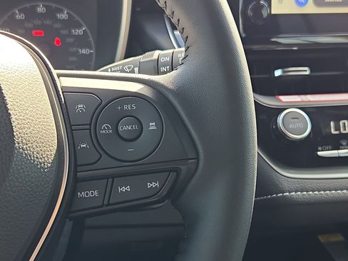 Used 2026 Toyota Corolla SE FWD image 19