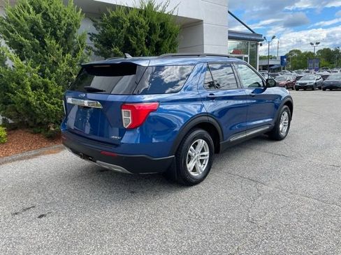 Certified 2022 Ford Explorer XLT w/ Equipment Group 202A AWD/4WD image 5