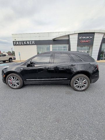 Used 2025 Cadillac XT5 Sportv w/ Technology Package AWD/4WD image 8