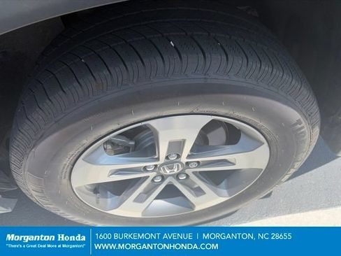Used 2024 Honda Pilot EX-L image 7
