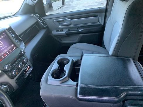 Used 2021 RAM 1500 Big Horn AWD/4WD image 33