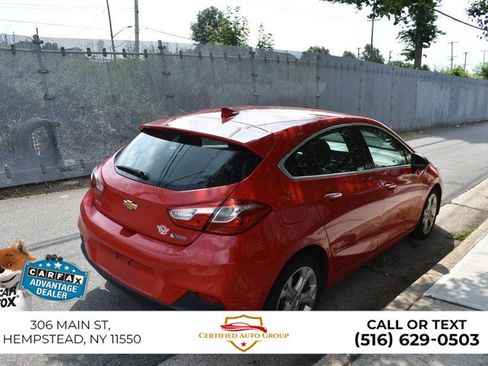 Used 2018 Chevrolet Cruze Premier FWD image 5