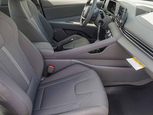 New 2026 Hyundai Elantra SE image 20