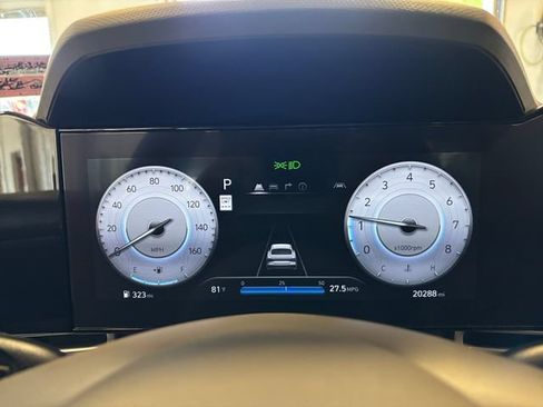 Used 2024 Hyundai Elantra SEL FWD image 17