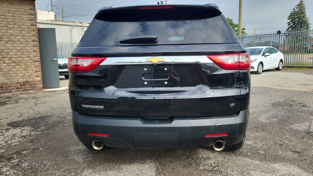 Used 2021 Chevrolet Traverse LT FWD image 8