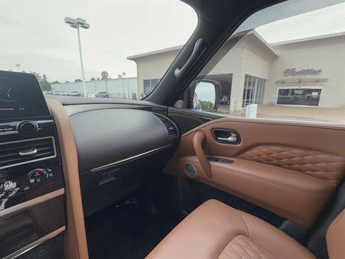 Used 2023 INFINITI QX80 Sensory w/ Cargo Package AWD/4WD image 20