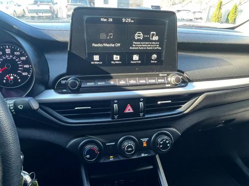 Used 2021 Kia Forte LXS image 16