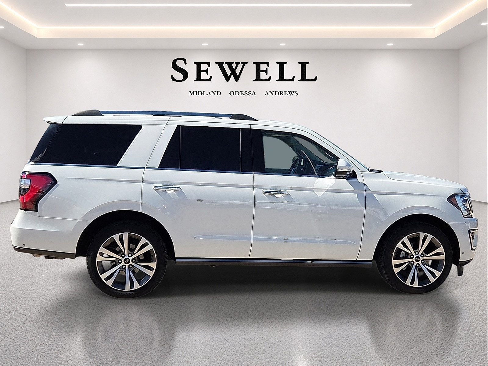 Used 2020 Ford Expedition Limited w/ Equipment Group 302A RWD image 5