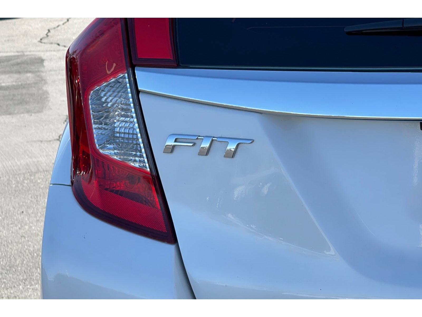 Used 2016 Honda Fit EX image 17