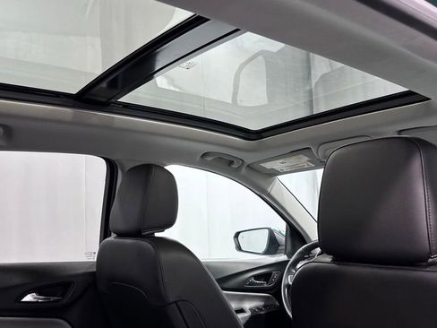 Used 2018 Chevrolet Equinox Premier AWD/4WD image 26