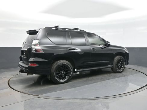Used 2023 Lexus GX 460 w/ Black Line Special Edition image 7