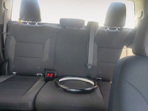 Used 2022 Chevrolet Silverado 1500 LT image 13