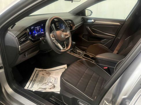 Certified 2022 Volkswagen Jetta Sport image 19