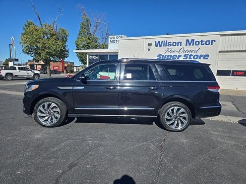 Used 2024 Lincoln Navigator L 4WD image 8