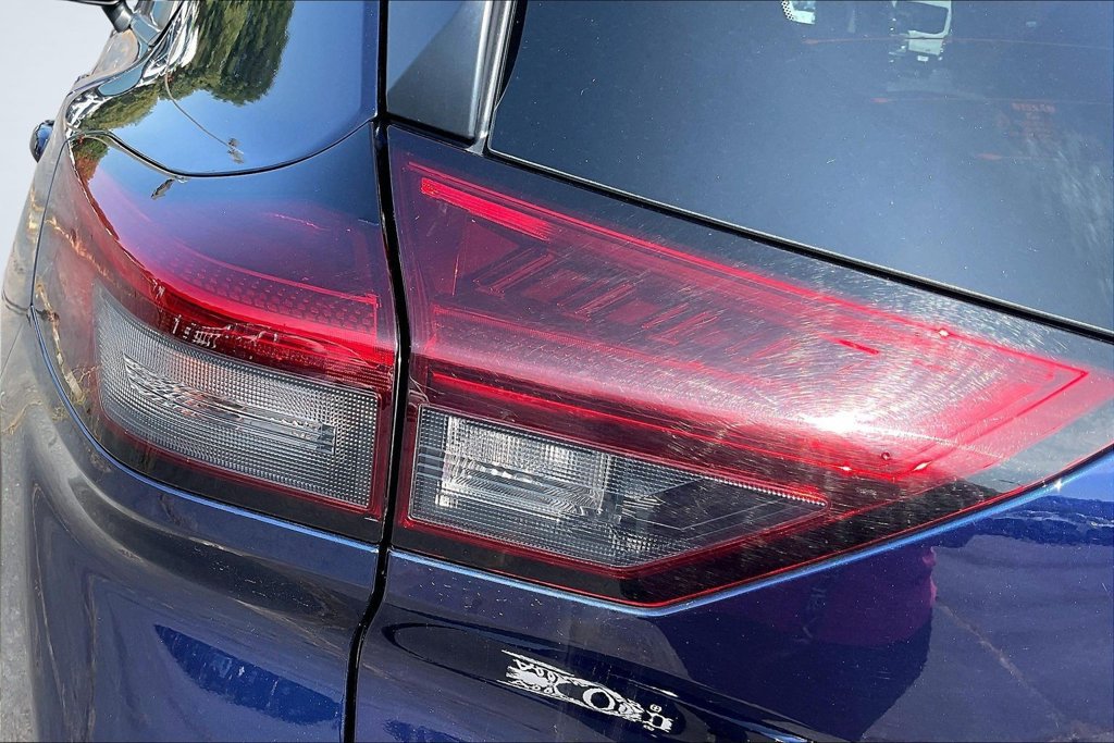 Used 2024 Nissan Rogue SV AWD/4WD image 24