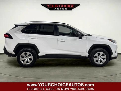 Used 2021 Toyota RAV4 LE FWD image 8