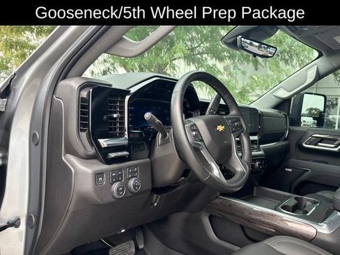 Certified 2025 Chevrolet Silverado 2500 LTZ w/ LTZ Premium Package AWD/4WD image 11