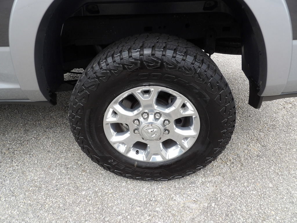 Used 2022 RAM 2500 Laramie AWD/4WD image 52