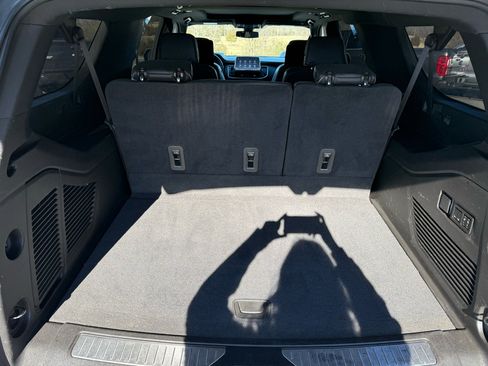 Used 2021 GMC Yukon XL AT4 w/ Rear Media and Nav Package image 17