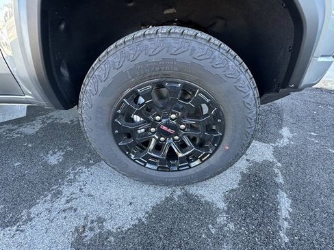 New 2026 GMC Canyon Elevation w/ Convenience Package image 3