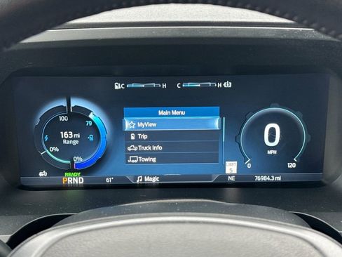 Used 2023 Ford F150 Lightning Lariat image 23