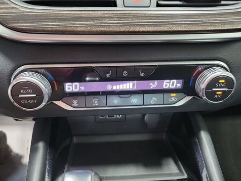Used 2020 Nissan Altima 2.5 SL AWD/4WD image 39