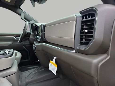 New 2026 Chevrolet Silverado 3500 LT w/ Convenience Package image 10