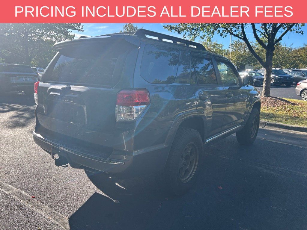 Used 2013 Toyota 4Runner Limited AWD/4WD image 8