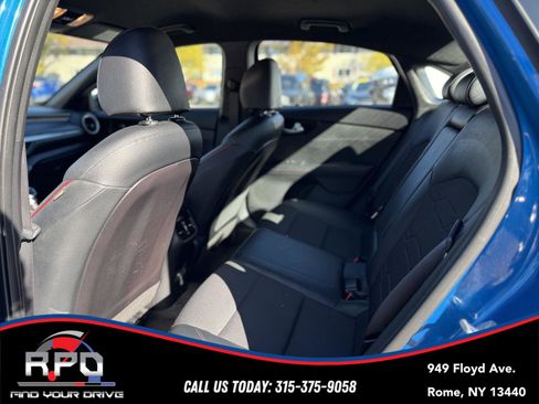 Used 2022 Kia Forte GT image 16