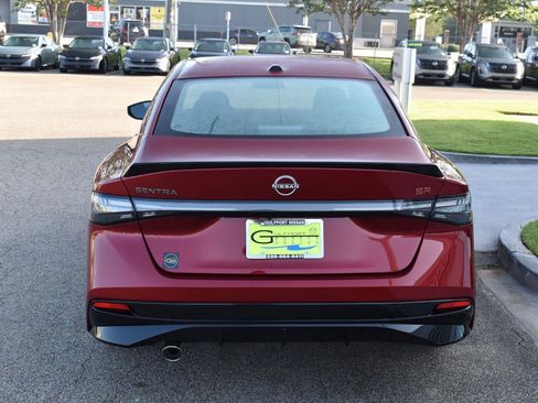 New 2026 Nissan Sentra SR FWD image 9