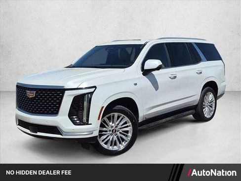 Used 2025 Cadillac Escalade Premium Luxury AWD/4WD image 1