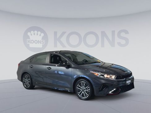 Used 2023 Kia Forte GT-Line FWD image 2