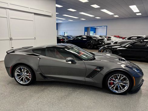 Used 2015 Chevrolet Corvette Z06 w/ 2LZ Preferred Equipment Group RWD image 7