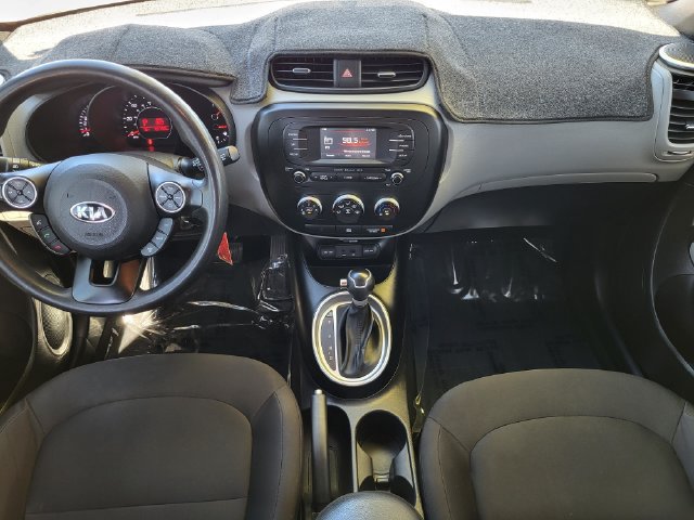 Used 2015 Kia Soul FWD image 12